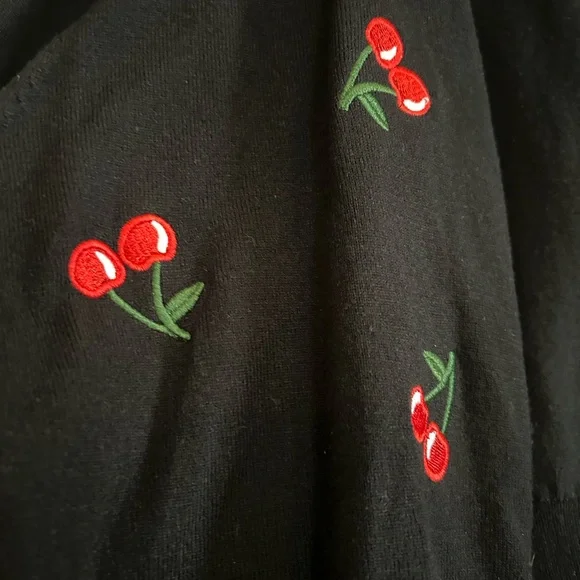 Cherry Embroidered Black Sweater - Picture 4 of 4